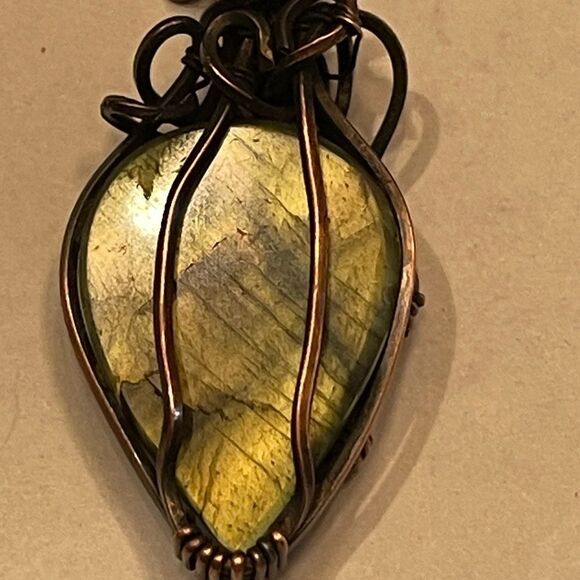 NWT DebbyTammy 16” handmade Labradorite teardrop stone necklace - Picture 5 of 12